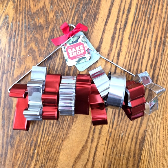 👀50% OFF🍪🥠NWT‼️ The Bake Shop by Masterclass 10-piece Cookie Cutter Set - Picture 1 of 7